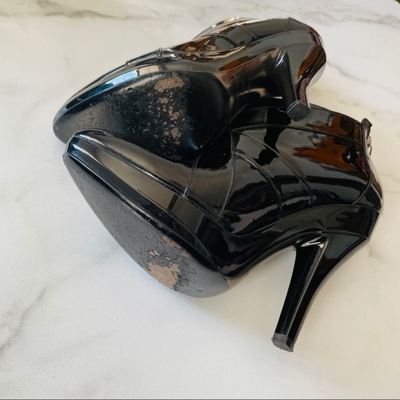 Burberry Patent Leather Zip Booties- Black EU 39.5 - Picture 3 of 12